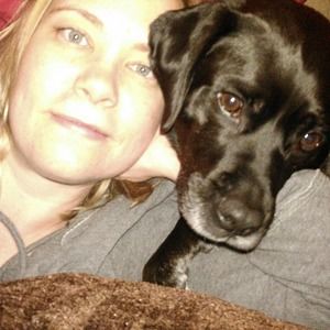 Meet your Posher, Ena